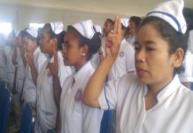 ANGKAT SUMPAH AKPER MARANATHA KUPANG, KETUA DPW PPNI NTT AJAK TEBARKAN SEMANGAT CARING DALAM PELAYANAN KEPERAWATAN