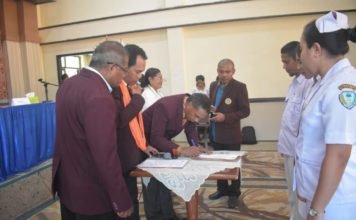 Sebanyak 410 Orang Perawat TTU mengikuti seminar dan pengambilan Sumpah Profesi