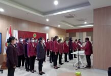 Ketua DPD PPNI Kota Kupang Lantik Pengurus DPK PPNI RSUP dr. Ben Mboi
